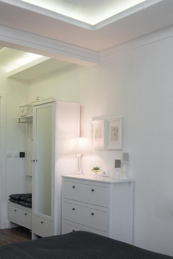 Benvenuti Apartments Belgrado Esterno foto